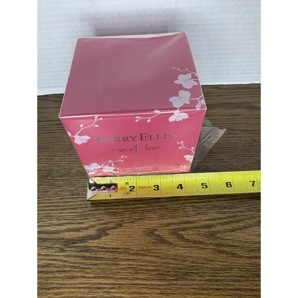 Perry Ellis Sweet Love Eau De Parfum Spray for Women 3.4 oz - Picture 5 of 5